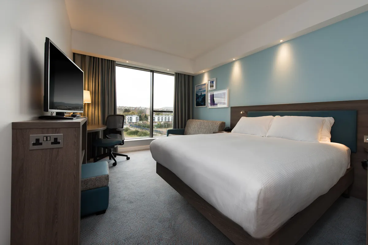 Hampton by Hilton Edinburgh West End-Double Room - Image