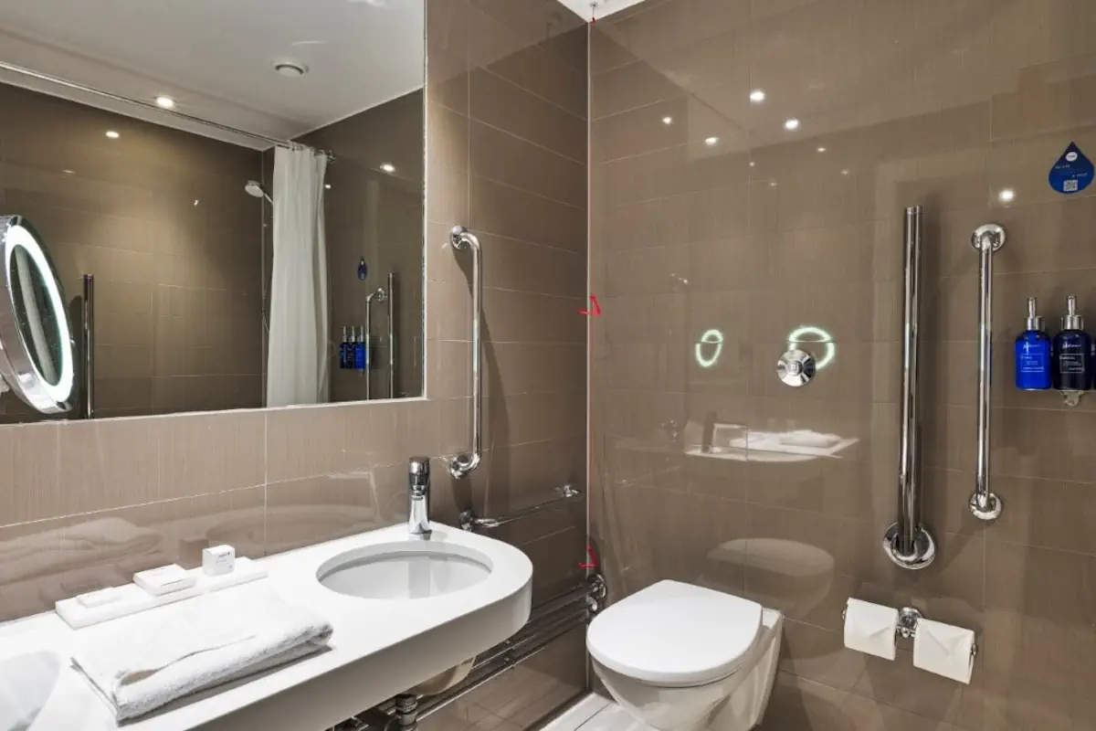 Radisson Blu Hotel, Edinburgh City Centre-Double Room - Image